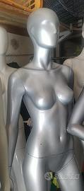 manichino donna grigio 