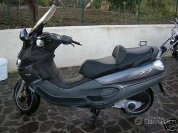 Piaggio x9 200 Evolution