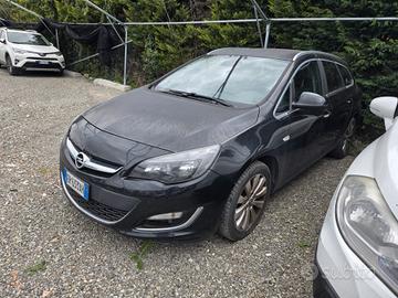 Opel Astra 1.4 Turbo 140CV Sports Tourer GPL Tech 