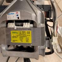 Motore originale lavatrice Indesit Wixl 105