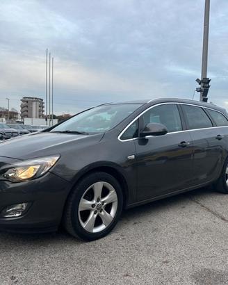 OPEL Astra 2.0 CDTI 160 CV ST Cosmo S