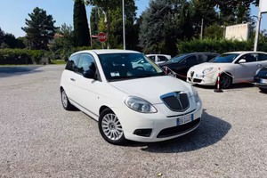 Lancia Ypsilon 1.2 69 CV