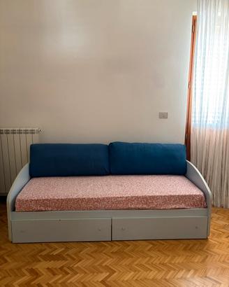 Letto singolo con cassetti contenitivi