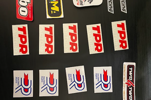 Set da 28 adesivi per moto di marca originali