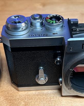 Nikon F