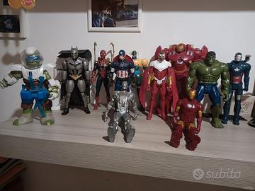 Avengers action figure - leggi bene