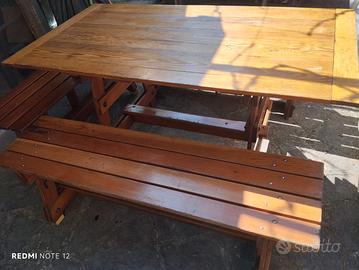 Tavolo con 3 panche in legno 