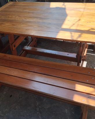 Tavolo con 3 panche in legno 