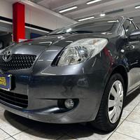 Toyota Yaris 1.3 5 porte Sol