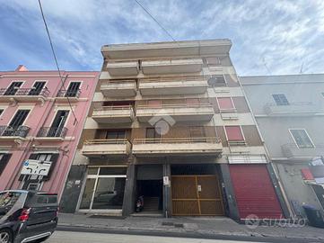 5 LOCALI A BRINDISI