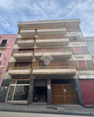 5 LOCALI A BRINDISI