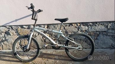 bicicletta bmx freestyle 360