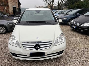Mercedes-benz A 160 BlueEFFICIENCY GPL