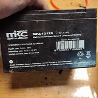 2 batterie 12 v per macchine bimbi