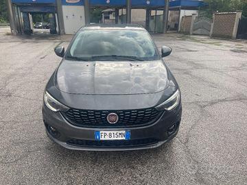 FIAT - Tipo - 1.6 Mjt S&S DCT 5p. S-Design