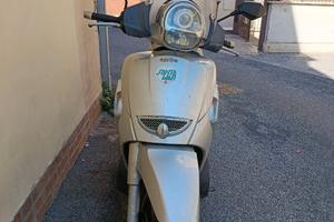 Scarabeo 500 Light