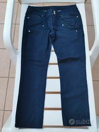 pantaloni donna con  tasconi