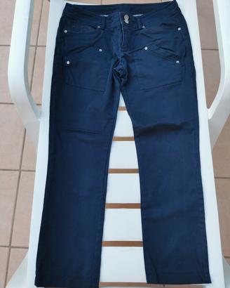 pantaloni donna con  tasconi