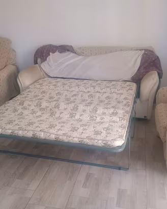 DIVANO LETTO CON POLTRONE 