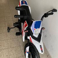 MOTO APRILIA 