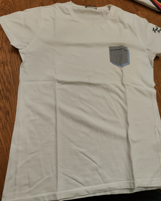 T-shirt Fred Mello con taschino. Nuova