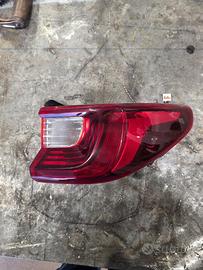 Faro posteriore destro  Kia Stonic