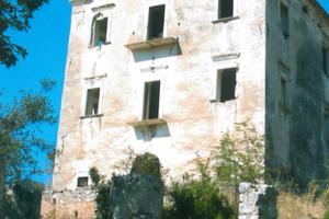 Solagna - Palazzo storico da ristrutturare