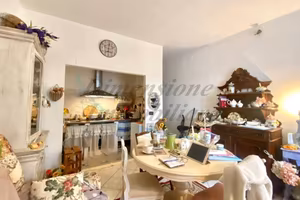 Appartamento di 65 m² con 3 locali e box auto a Ca