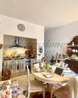 Appartamento di 65 m² con 3 locali e box auto a Ca