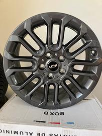 Cerchi lega originali NUOVI MINI 17 e gomme