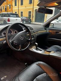 MERCEDES E320 avantgarde