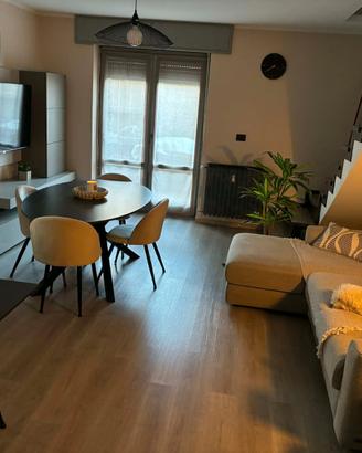 Appartamento TOTALMENTE ARREDATO + GARAGEe CANTINA