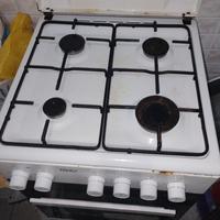 Cucinino a gas con 4 fuochi +forno