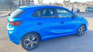 MG3 Hybrid Plus Luxury – 4.000 km – Come nuova – O