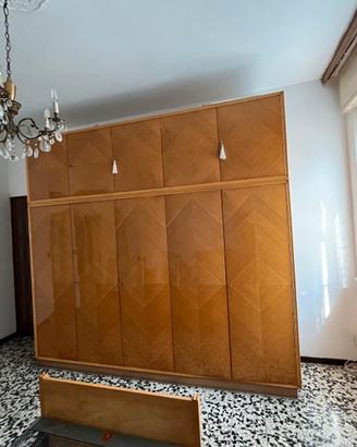 Armadio Vintage d’Epoca in Legno – Grande 280×262