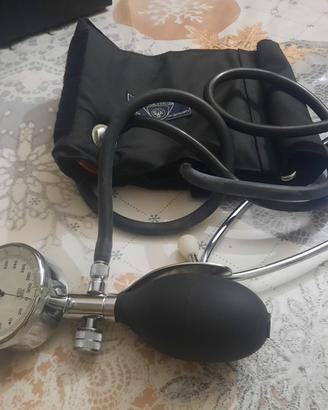 Misuratore pressione arteriosa