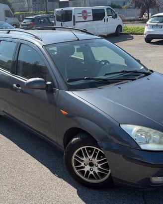 Ford Focus 1.8i 16V cat SW Ghia