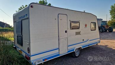 Roulotte Caravelair Antares Luxe 426 - Ideale per