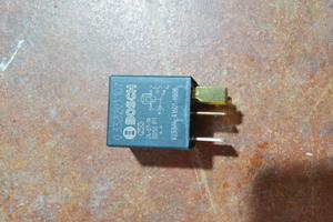 RELE' BOSCH 0332201107