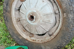 2 Gomme e cerchi Lambretta 50 Innocenti