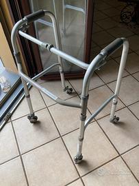 Deambulatore in alluminio