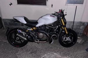 Ducati Monster 1200s