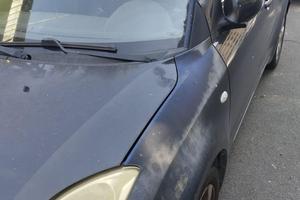 Suzuki macchina 