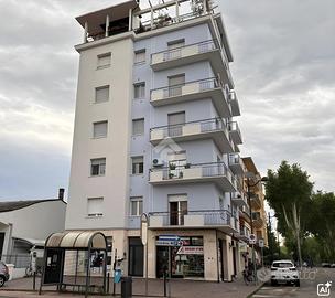 3 LOCALI A SUZZARA