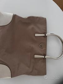 Borsa Prada a spalla