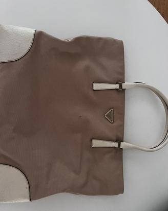 Borsa Prada a spalla