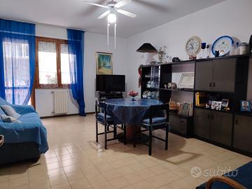 Via Monteverdi,110 mq con box