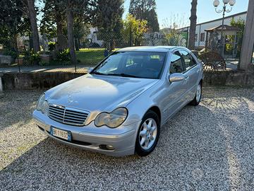 Mercedes c200 benzina
