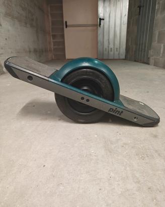 Onewheel Pint Verde Ottanio - 55 km di vita