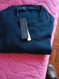 maglione nuovo con etichetta 